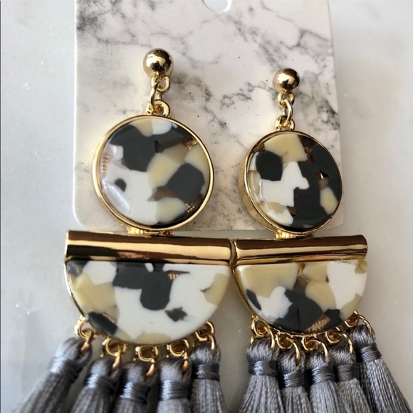 Gray Tassel Earrings - Picture 4 of 5